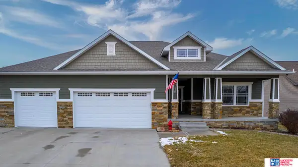 9249 Fairbanks Court, Lincoln, NE 68516