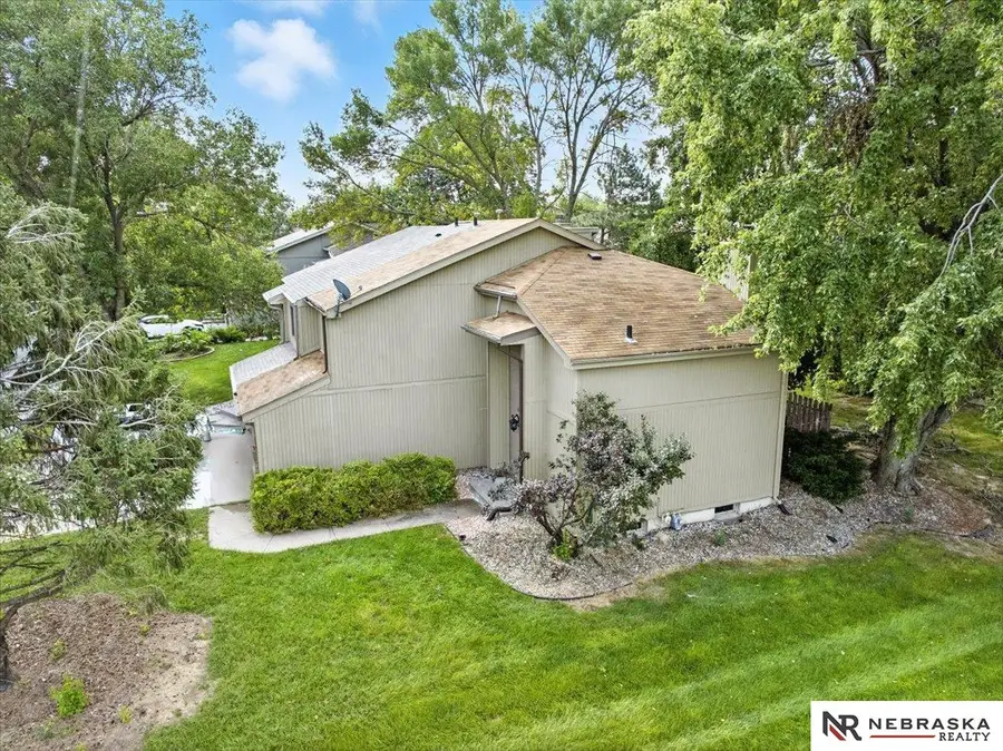 10487 Lawndale Plaza, Omaha, NE 68134 - Image #3