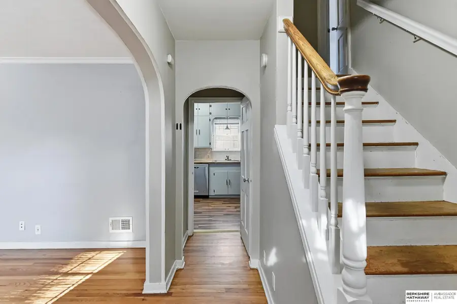 5020 Bedford Avenue, Omaha, NE 68104 - Image #2