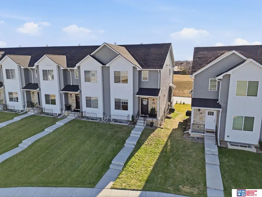 9533 Duckhorn Drive, Lincoln, NE 68526 - Image #2