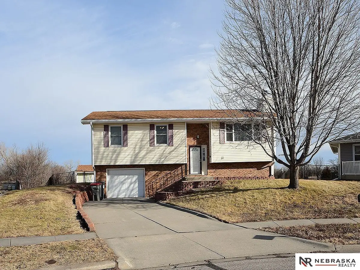 1112 SW 10th Circle, Lincoln, NE 68522 - Image #1