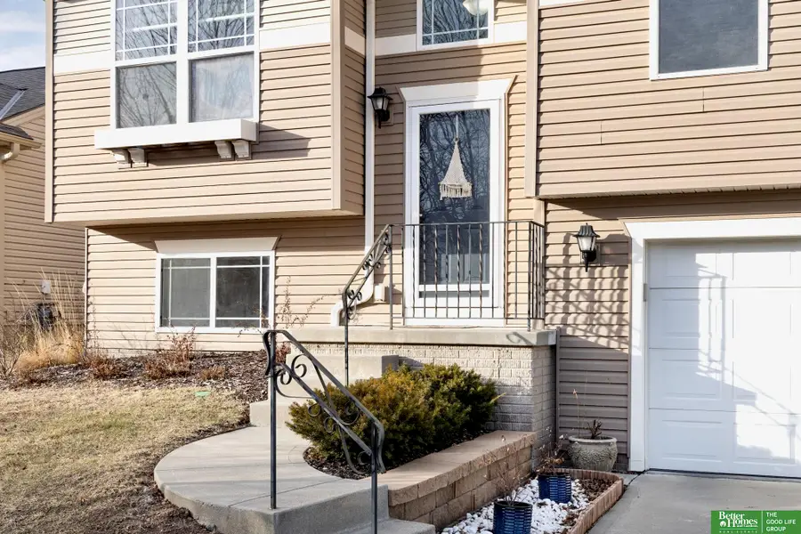 1814 N 207th Street, Elkhorn, NE 68022 - Image #2