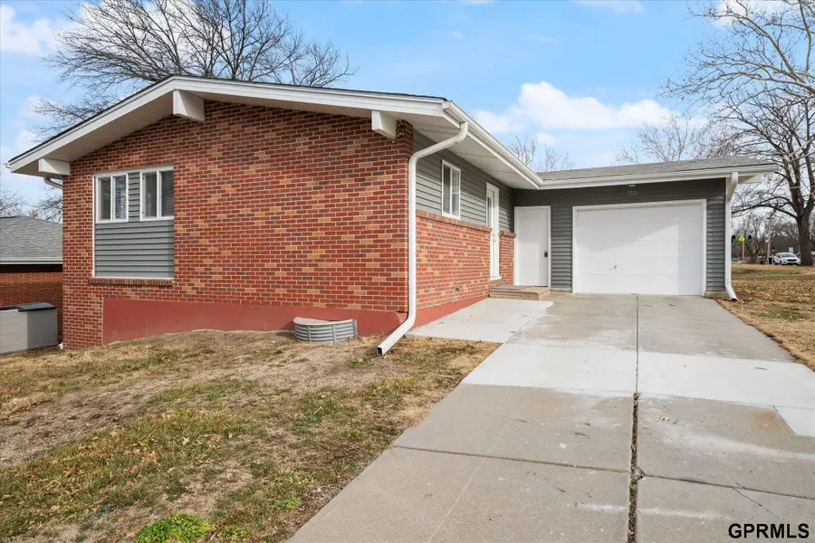 800 Northborough Lane, Lincoln, NE 68505 - Image #3