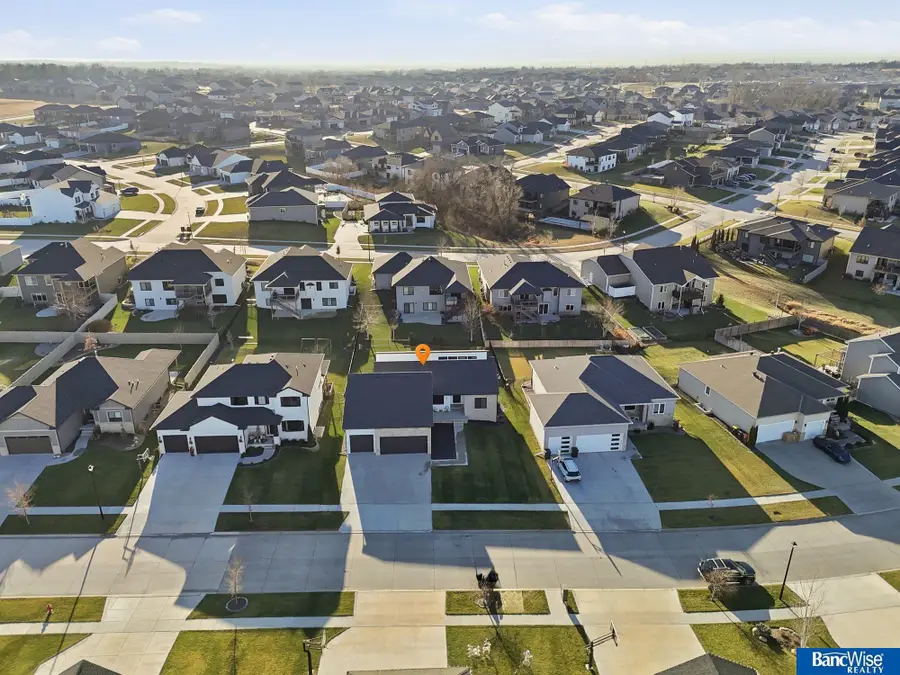 6801 Monarch Drive, Lincoln, NE 68516 - Image #2