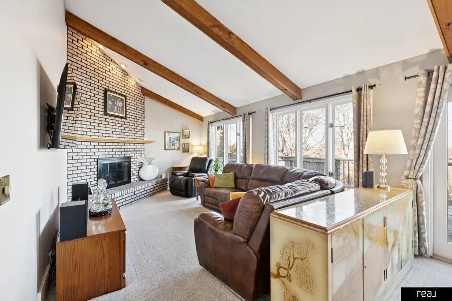 11328 Leavenworth Circle, Omaha, NE 68154 - Image #3