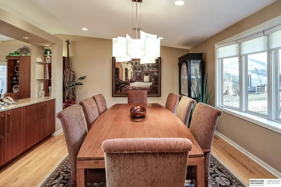 10913 Poppleton Avenue, Omaha, NE 68144 - Image #3