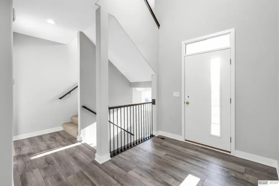 5513 N 191st Street, Elkhorn, NE 68022 - Image #2