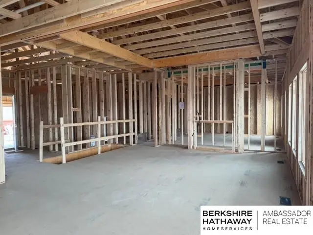 11105 S 221st Street, Gretna, NE 68028 - Image #2