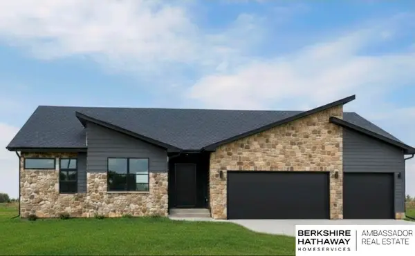 6409 S 214 Street, Elkhorn, NE 68022