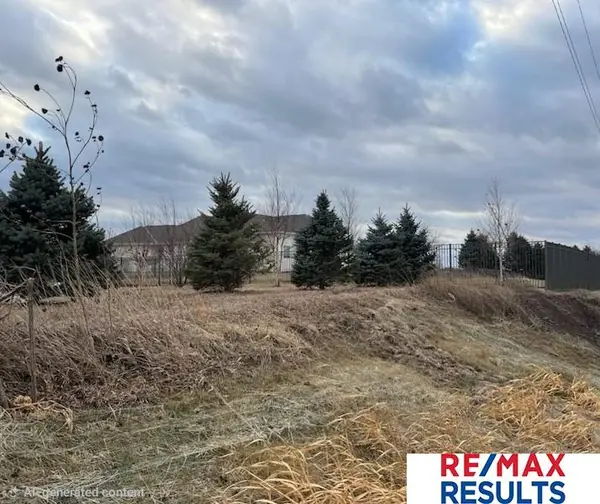 19206 Grand Avenue Circle, Elkhorn, NE 68022