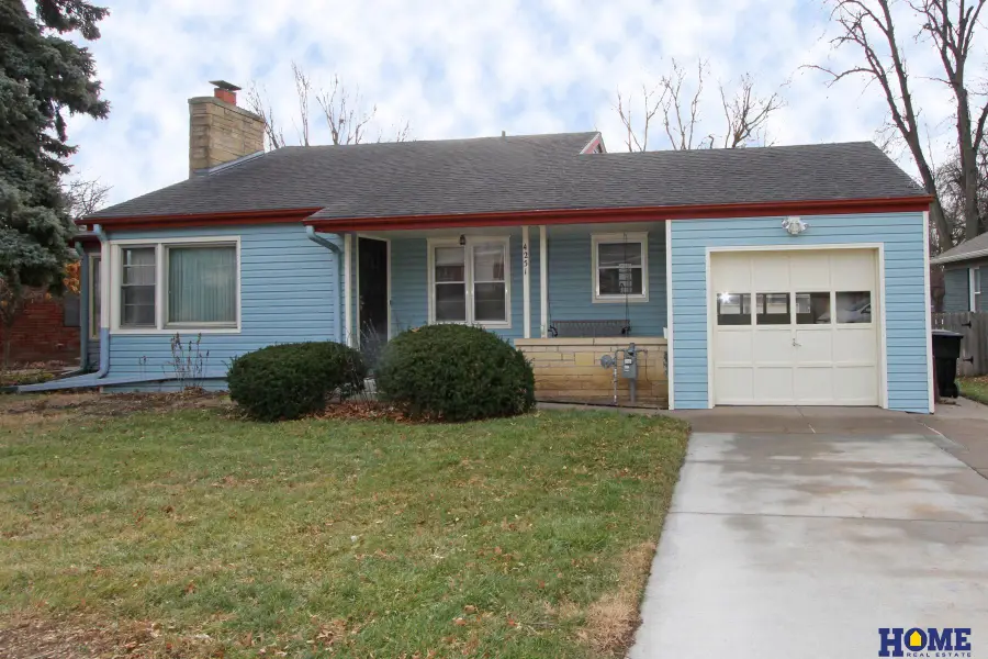 4251 Everett Street, Lincoln, NE 68506 - #2