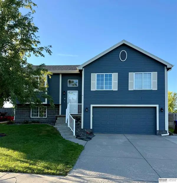 18035 Josephine Street, Omaha, NE 68136