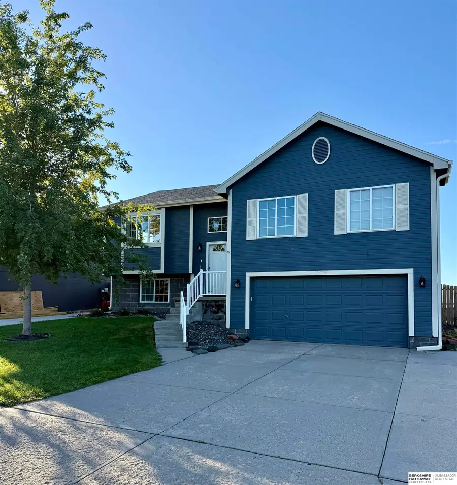 18035 Josephine Street, Omaha, NE 68136 - Image #2