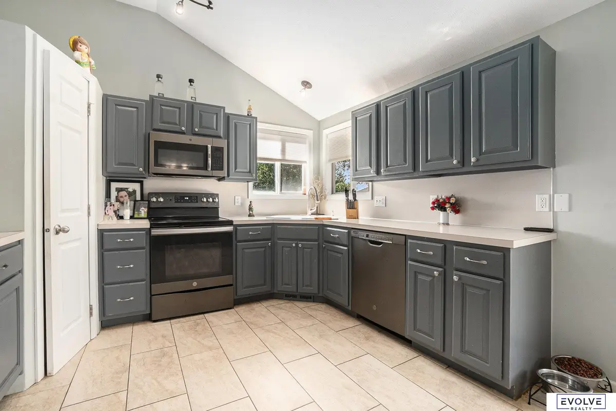 8402 Hanover Street, Omaha, NE 68122 - Image #1