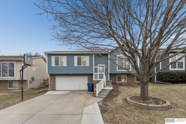 5306 S 190th Terrace, Omaha, NE 68135