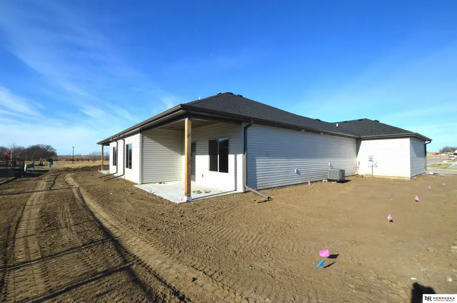 5001 Donnette Drive, Lincoln, NE 68514 - Image #3