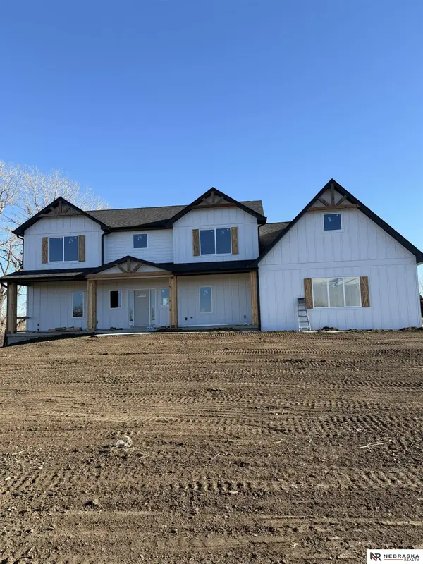 6561 Mill Road, Lincoln, NE 68517