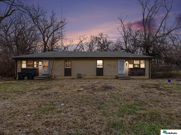 4508 Huntington Avenue, Omaha, NE 68152