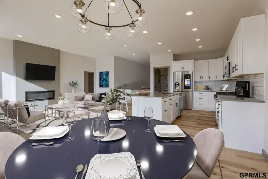 18467 Greenleaf Street, Omaha, NE 68136 - Image #3