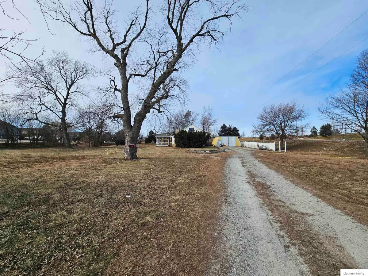 10612 S 204 Street, Gretna, NE 68028-0000 - Image #1