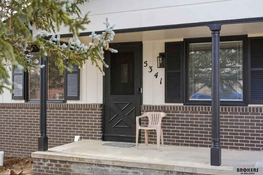 5431 Salt Valley View, Lincoln, NE 68512 - Image #3