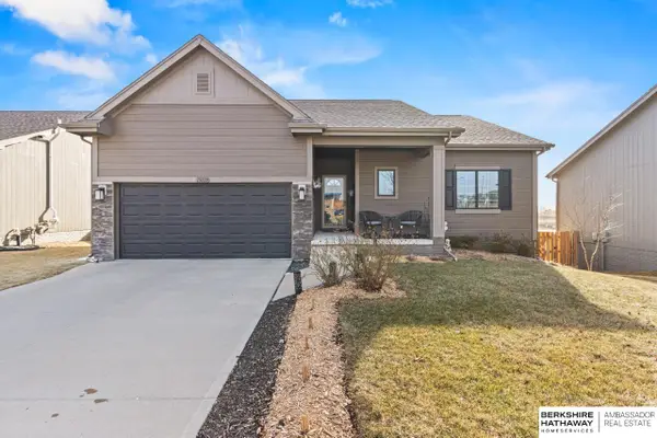 19109 Greenleaf Street, Omaha, NE 68136