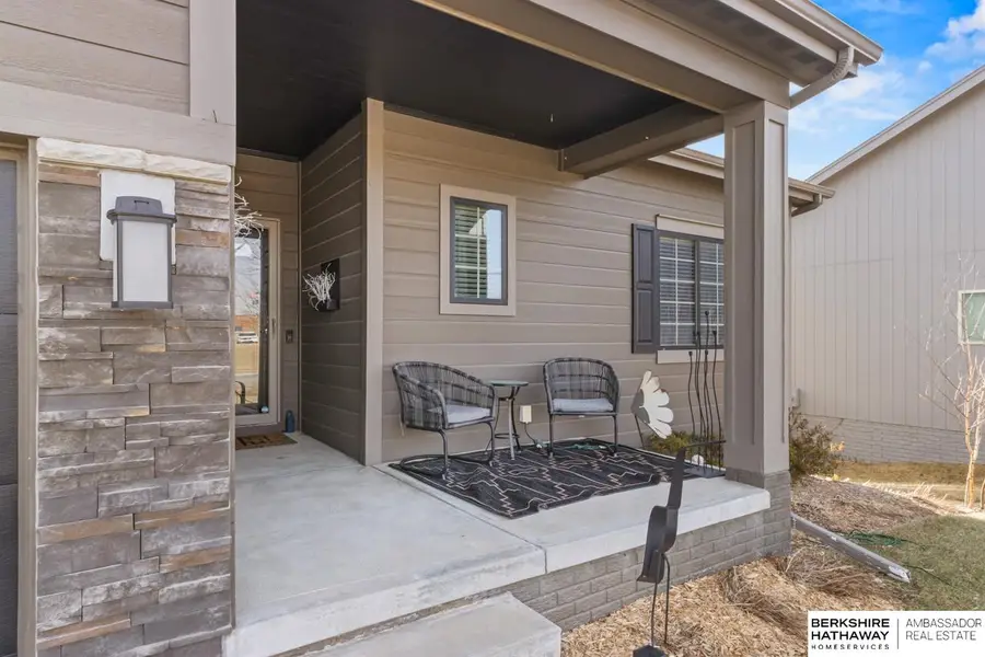 19109 Greenleaf Street, Omaha, NE 68136 - Image #2