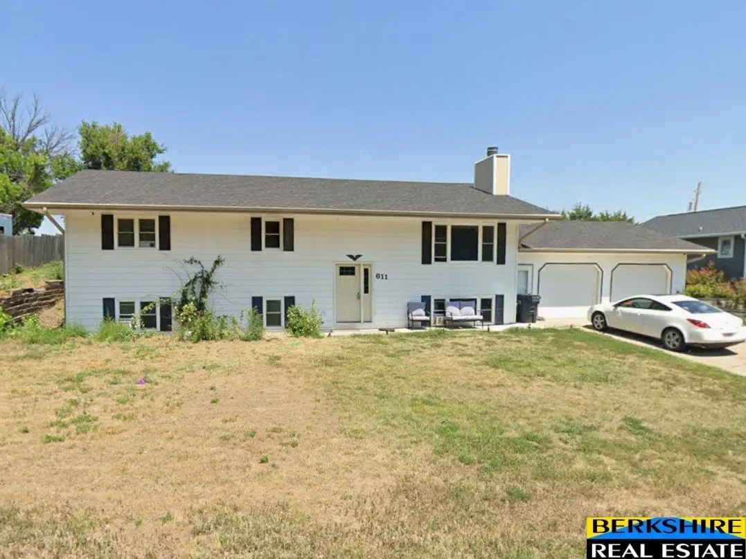 611 Valley View Drive, Ogallala, NE 69153 - Image #1