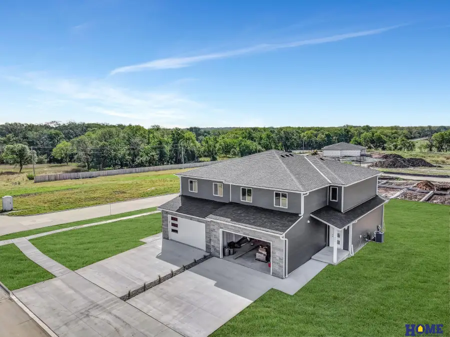 103 W Cowdrey Lane, Lincoln, NE 68523 - Image #3