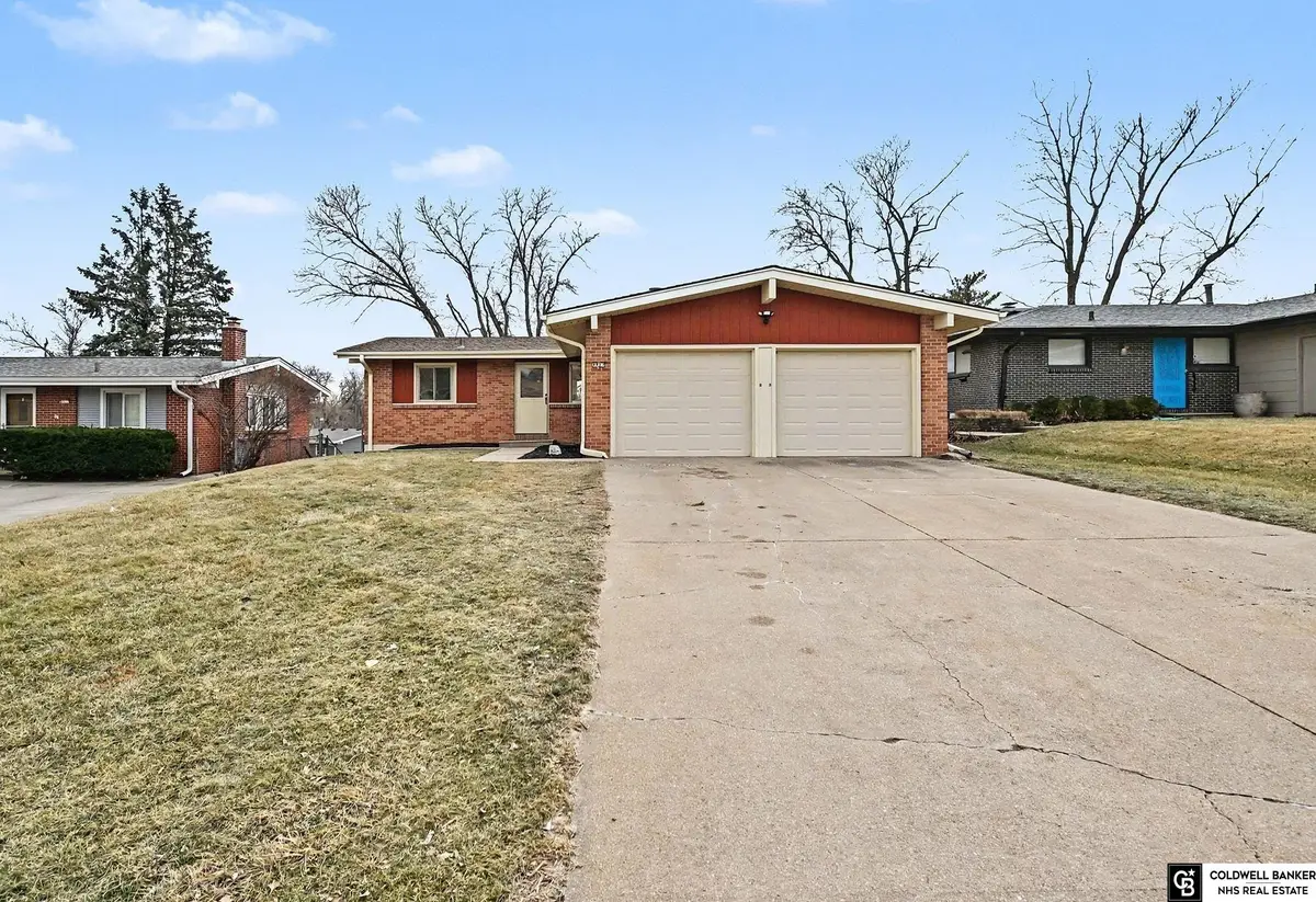 9823 Ruggles Street, Omaha, NE 68134 - Image #1