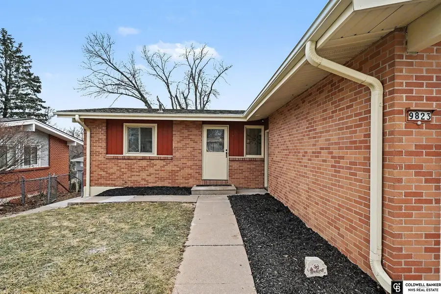 9823 Ruggles Street, Omaha, NE 68134 - Image #3