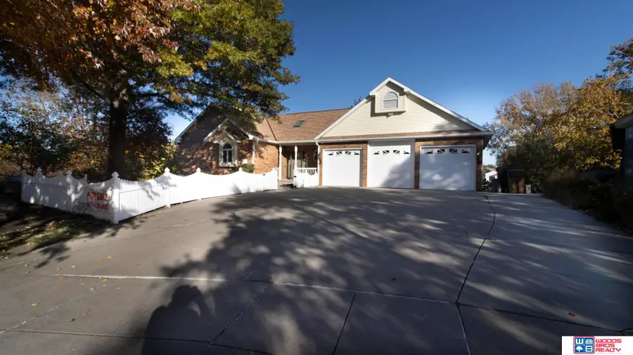 4720 Bingham Court, Lincoln, NE 68516 - Image #2
