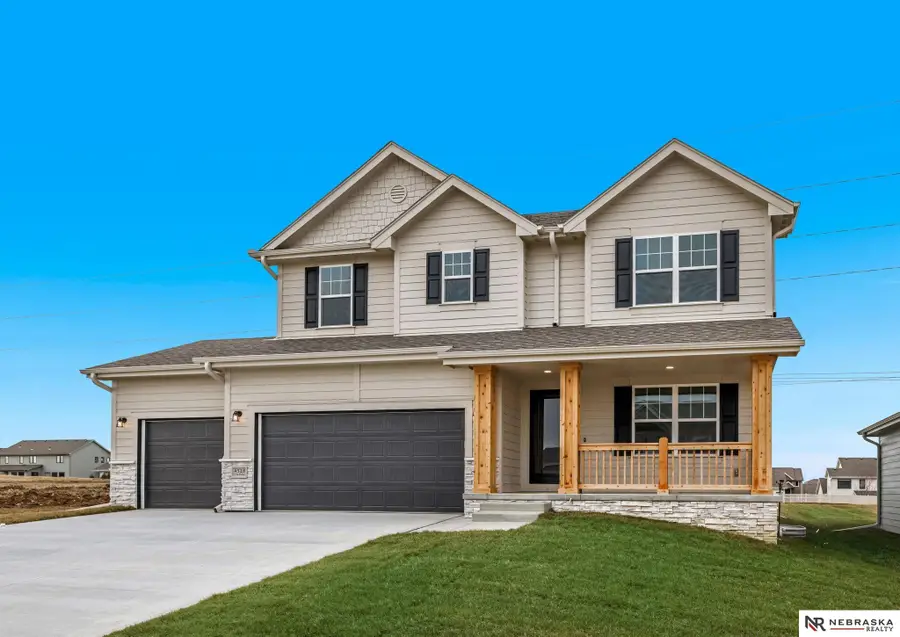 4518 S 215th Avenue, Elkhorn, NE 68022 - #2