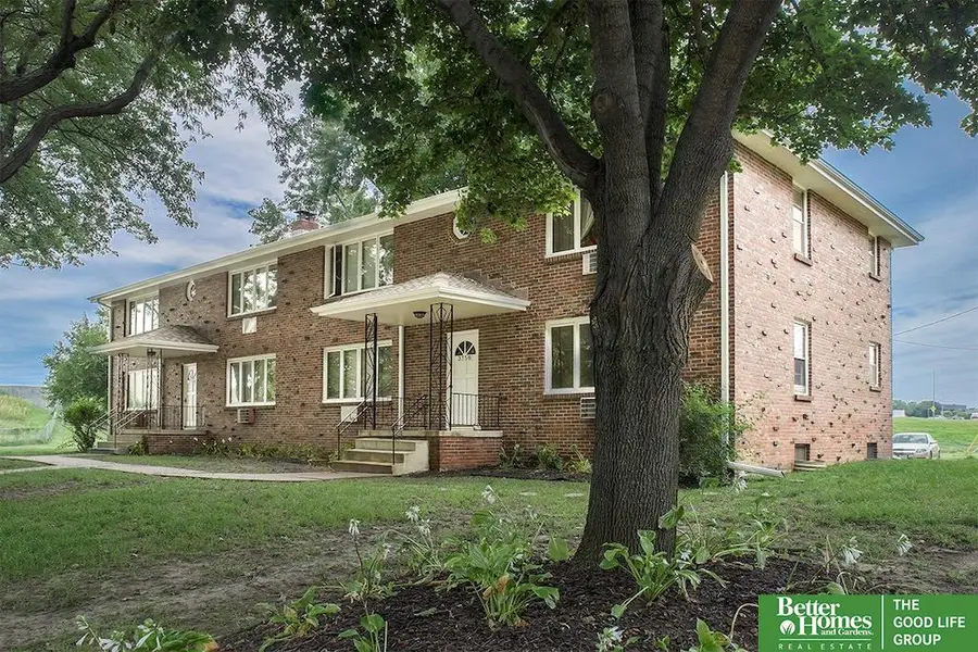 3758 S 82nd Street, Omaha, NE 68124 - Image #2