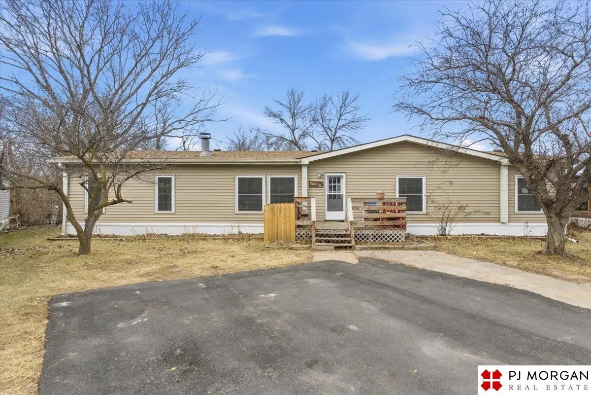 15174 D Plaza #35, Omaha, NE 68144 - Image #1