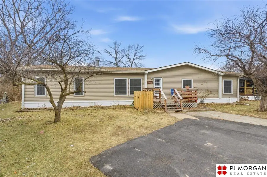 15174 D Plaza #35, Omaha, NE 68144 - Image #2