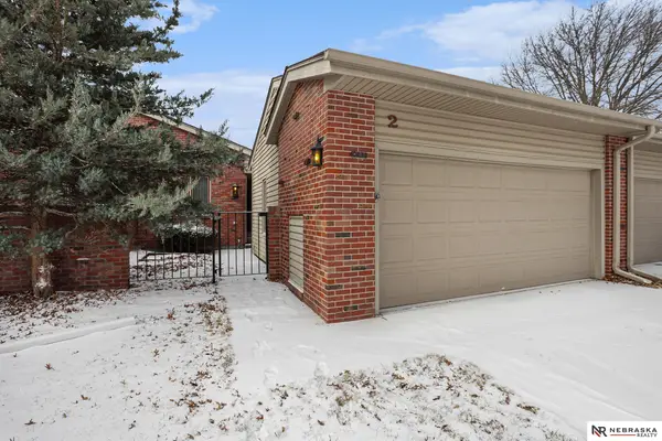 7500 South Street #2, Lincoln, NE 68506