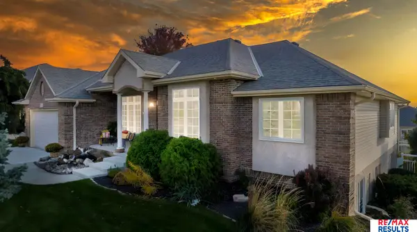 19211 Sahler Street, Omaha, NE 68022