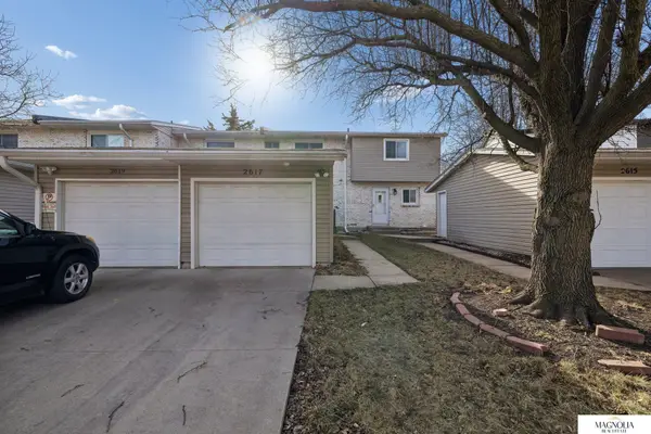 2617 Piccadilly Court, Lincoln, NE 68512