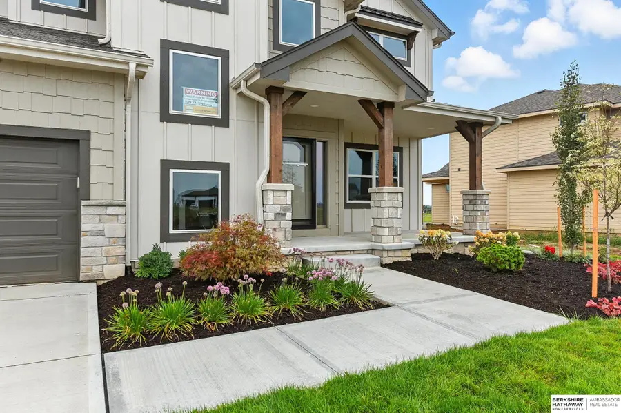 10422 Sherman Street, Papillion, NE 68046 - #2