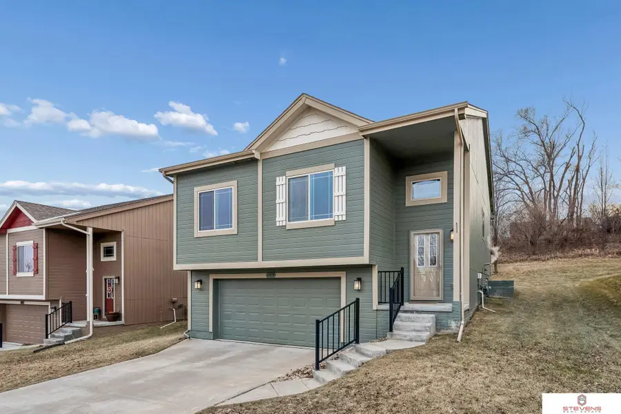 13919 Wood Valley Drive, Omaha, NE 68142 - Image #2