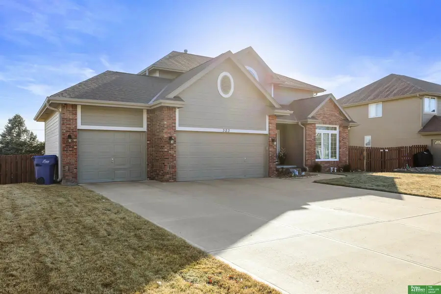 323 Pheasant Run Lane, Papillion, NE 68046 - Image #3