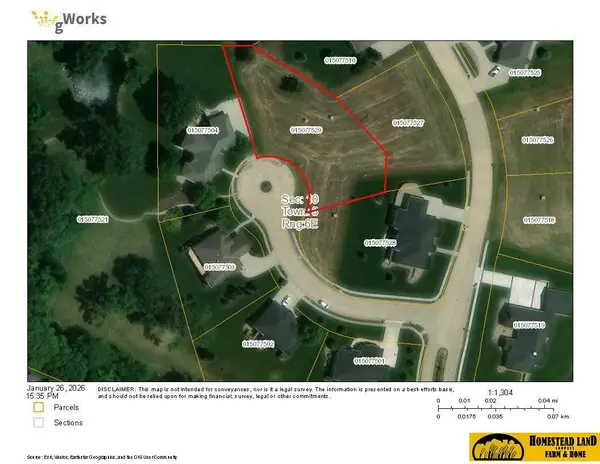 106 Wildwood Court, Beatrice, NE 68310