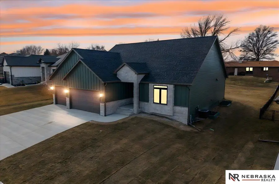 1031 S 88th Street, Lincoln, NE 68510 - Image #2