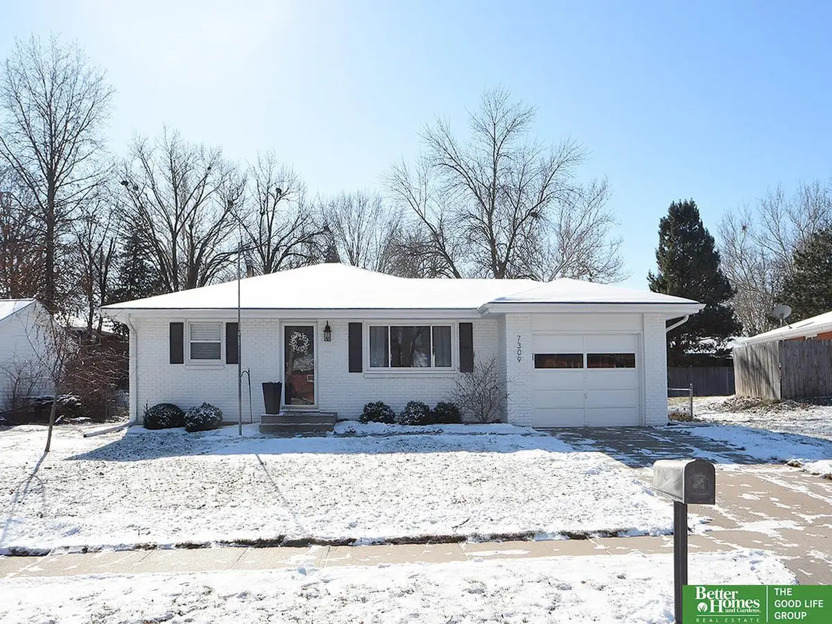 7309 S Wedgewood Drive, Lincoln, NE 68510 - Image #1