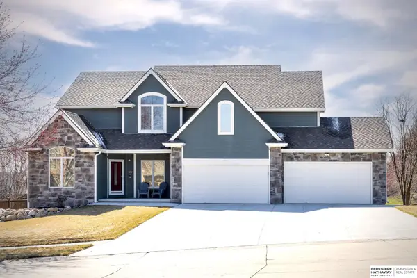 2320 S 186th Circle, Omaha, NE 68130