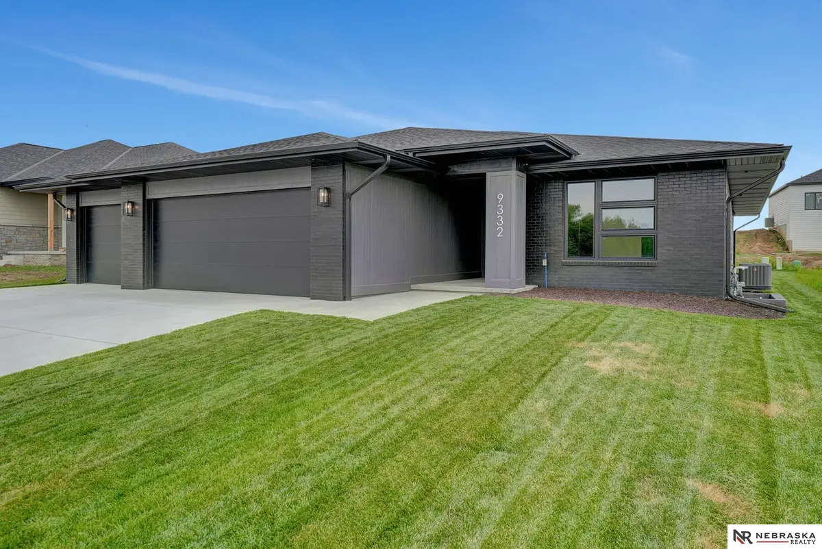 9332 S 86th Street, Lincoln, NE 68526 - Image #1