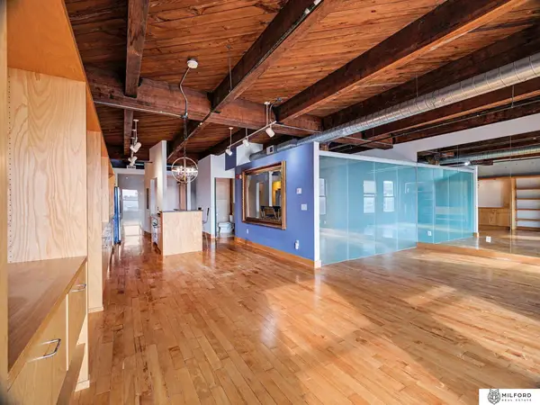 105 S 9th Street #706, Omaha, NE 68102