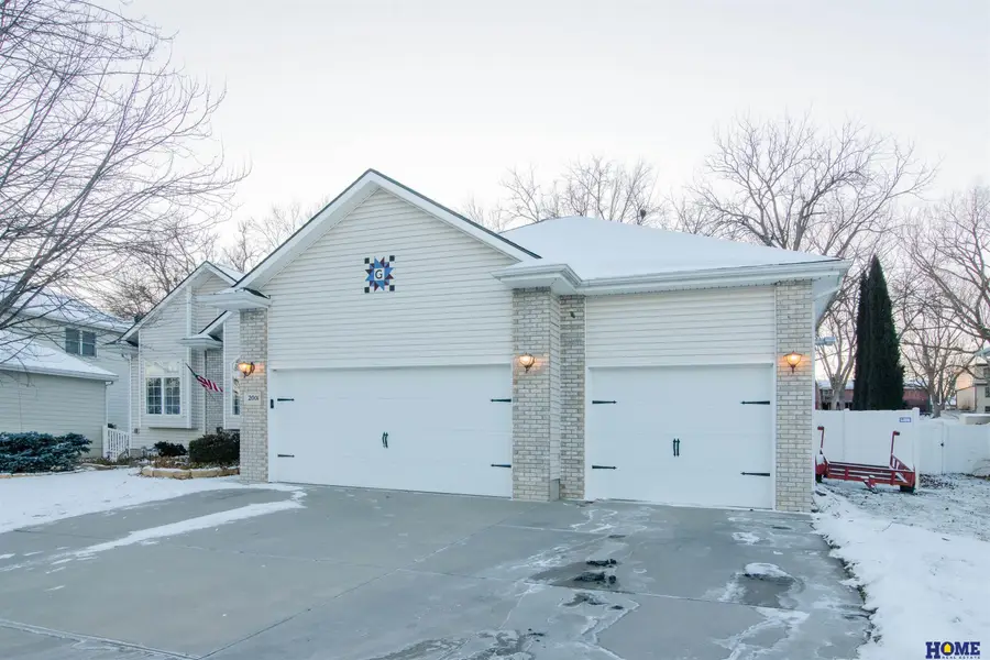 2001 N 79th Street, Lincoln, NE 68505 - Image #3