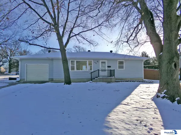918 N 12th Street, Beatrice, NE 68310